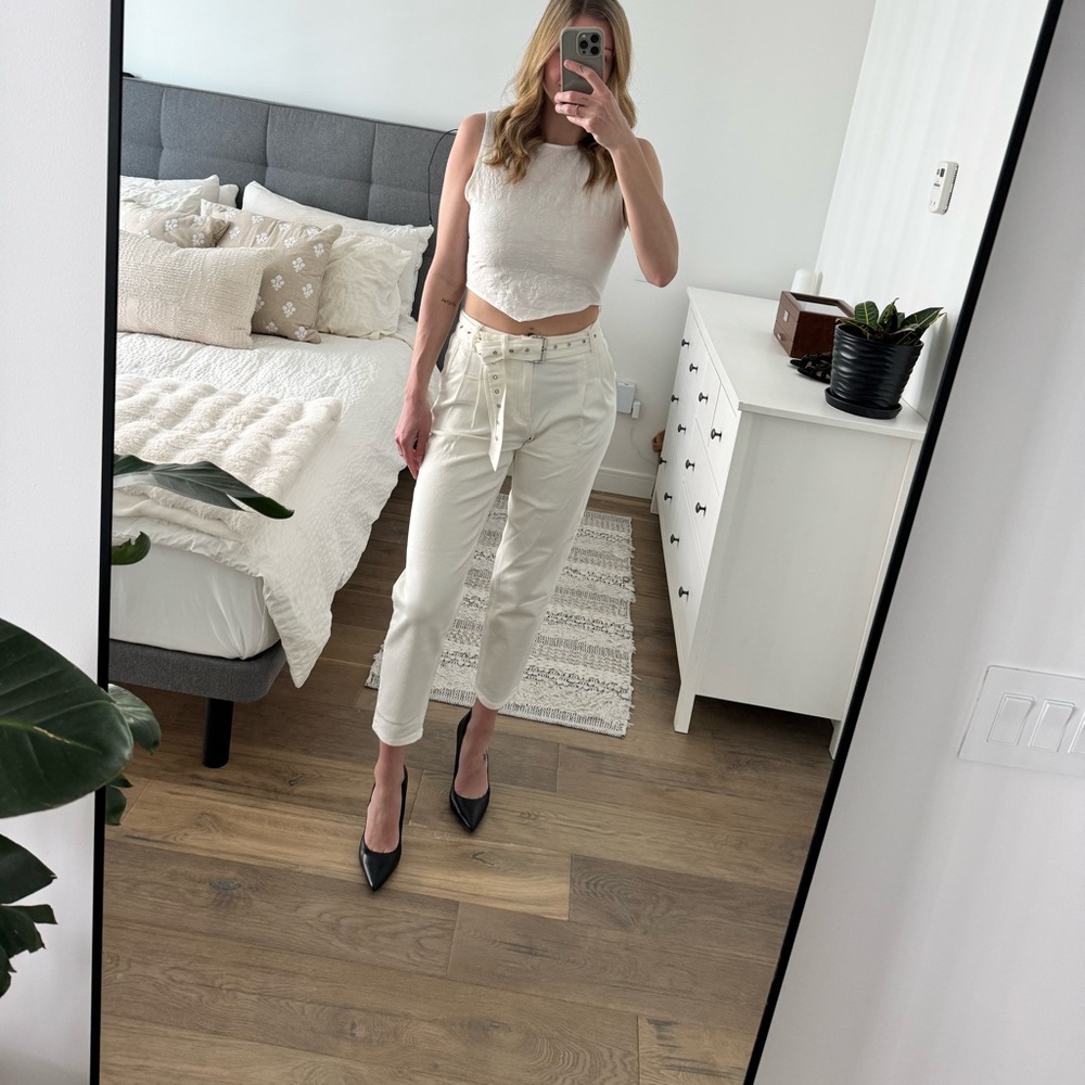 White pleated Michael Kors pants 🤍